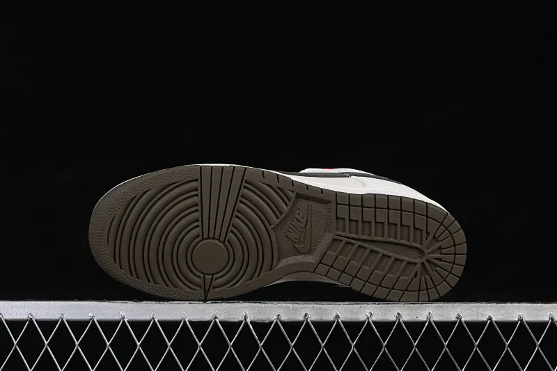 All categories Nk SB Dunk series Nk SB Dunk Low low-top sneakers Nike SB Dunk Low Year of the Horse limited low-top casual sneakers IQ9793-020